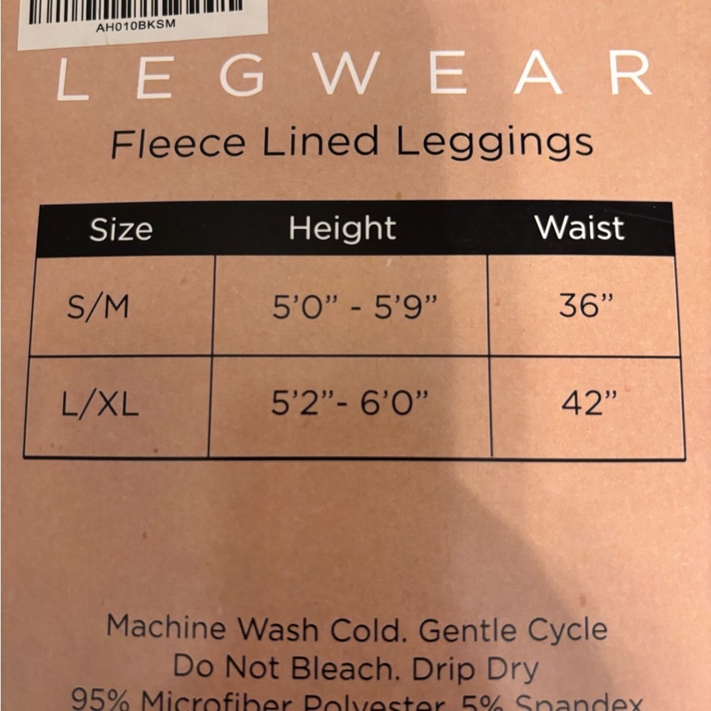 Aria Black Leggings - Picture 6 of 7